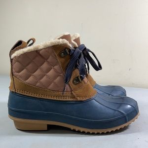 Khombu Blue/Tan Lined Duck Boots Size 7 NWOT